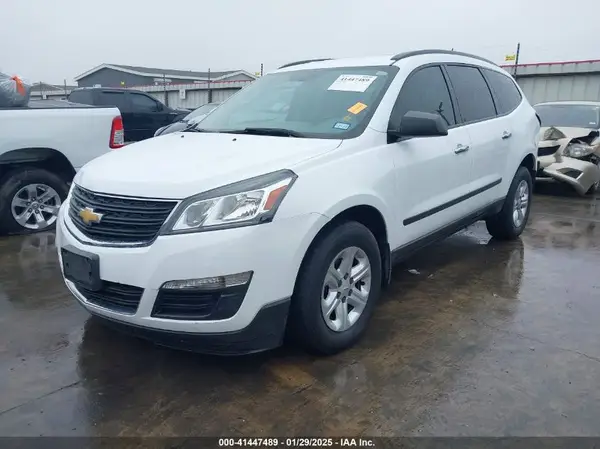1GNKRFKD0GJ163826 2016 CHEVROLET TRAVERSE - Image 2
