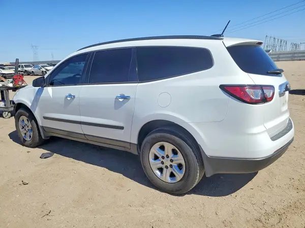 1GNKRFKD0GJ206478 2016 CHEVROLET TRAVERSE - Image 2