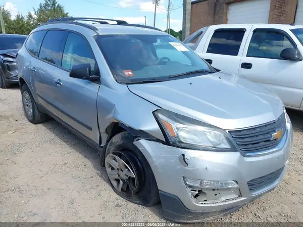 1GNKRFKD0GJ224561 2016 CHEVROLET TRAVERSE - Image 1
