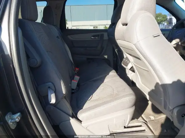 1GNKRFKD0GJ252926 2016 CHEVROLET TRAVERSE - Image 8
