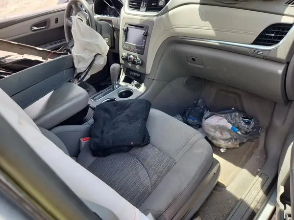 1GNKRFKD0GJ281715 2016 CHEVROLET TRAVERSE - Image 8
