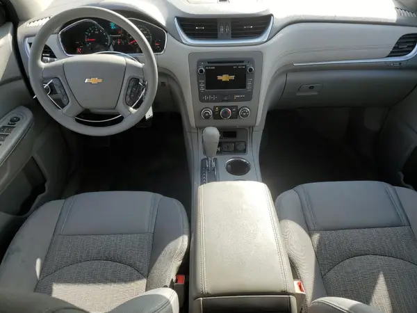 1GNKRFKD0HJ161012 2017 CHEVROLET TRAVERSE - Image 8