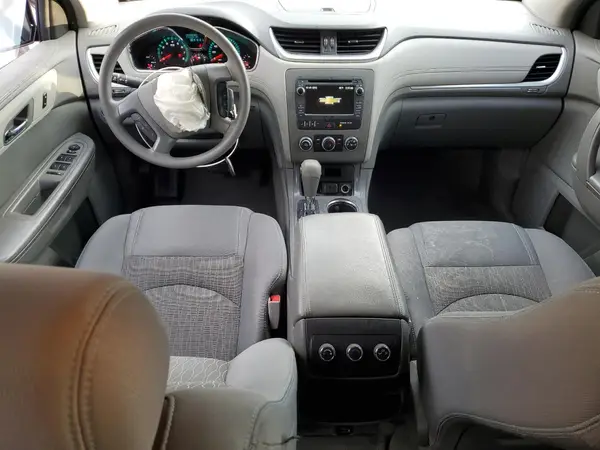 1GNKRFKD0HJ199677 2017 CHEVROLET TRAVERSE - Image 8