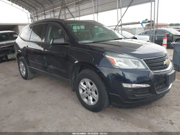1GNKRFKD0HJ228286 2017 CHEVROLET TRAVERSE - Image 1