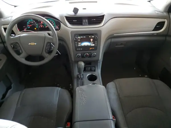 1GNKRFKD0HJ340182 2017 CHEVROLET TRAVERSE - Image 8