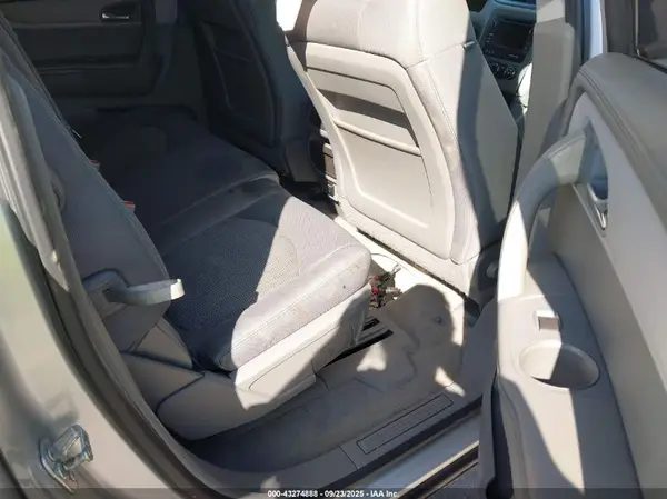 1GNKRFKD1GJ207171 2016 CHEVROLET TRAVERSE - Image 8