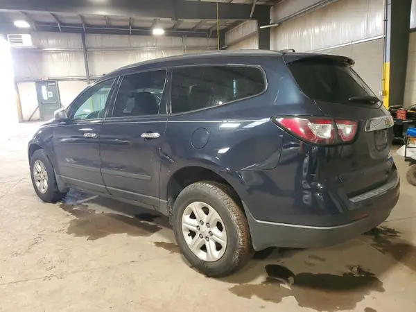1GNKRFKD1GJ209616 2016 CHEVROLET TRAVERSE - Image 2