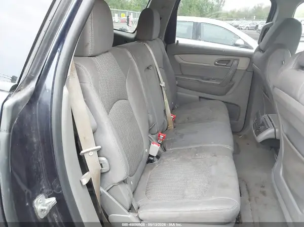1GNKRFKD2HJ149198 2017 CHEVROLET TRAVERSE - Image 8