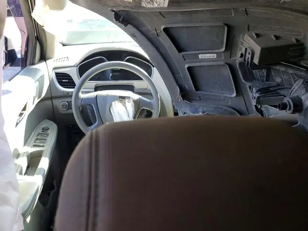 1GNKRFKD2HJ240665 2017 CHEVROLET TRAVERSE - Image 8