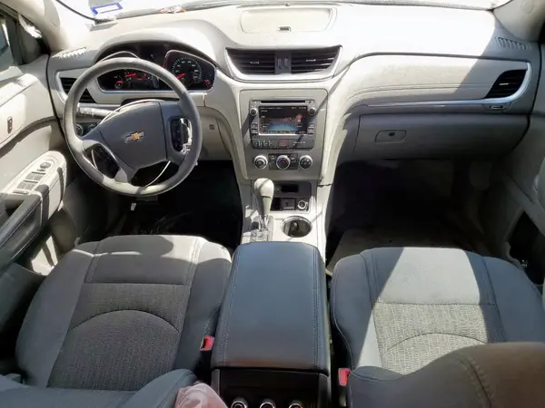 1GNKRFKD2HJ263296 2017 CHEVROLET TRAVERSE - Image 8
