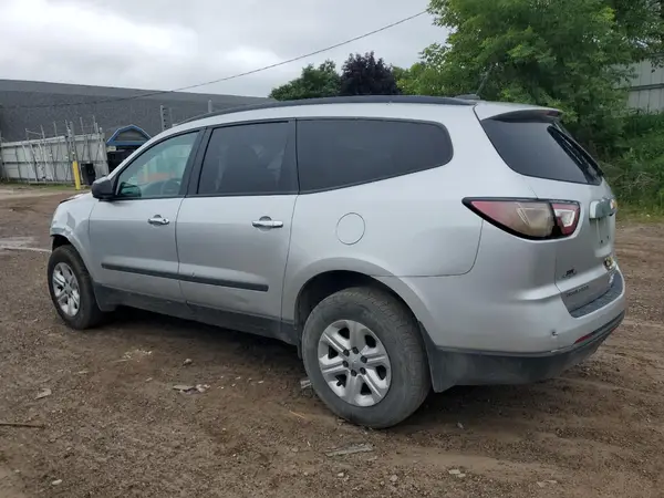 1GNKRFKD2HJ352737 2017 CHEVROLET TRAVERSE - Image 2