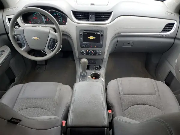 1GNKRFKD2HJ352737 2017 CHEVROLET TRAVERSE - Image 8
