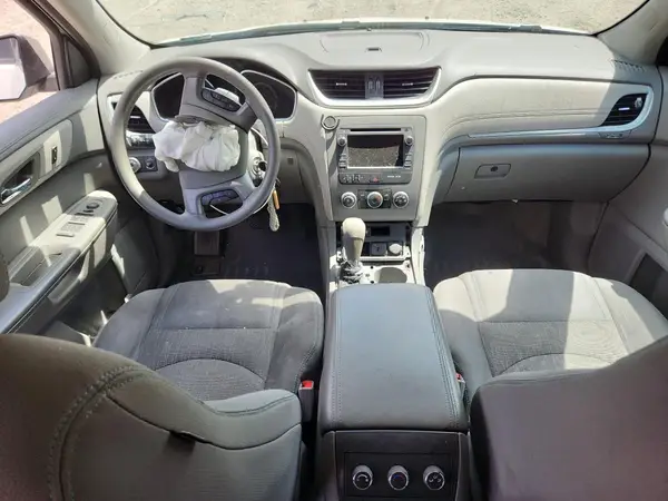 1GNKRFKD3HJ161246 2017 CHEVROLET TRAVERSE - Image 8