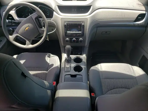 1GNKRFKD3HJ179858 2017 CHEVROLET TRAVERSE - Image 8