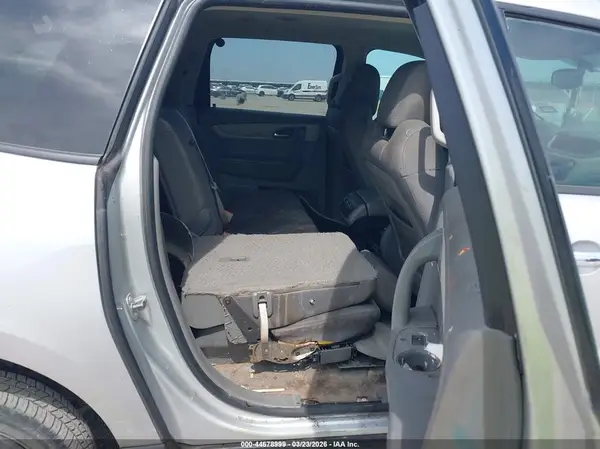 1GNKRFKD3HJ254719 2017 CHEVROLET TRAVERSE - Image 8