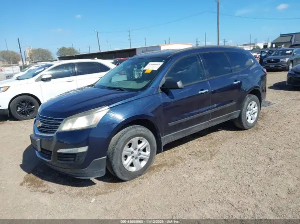 1GNKRFKD4GJ177325 2016 CHEVROLET TRAVERSE - Image 2