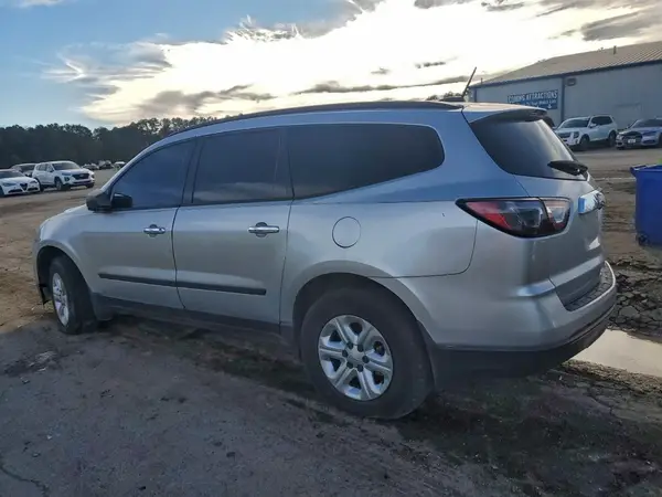 1GNKRFKD4GJ302016 2016 CHEVROLET TRAVERSE - Image 2