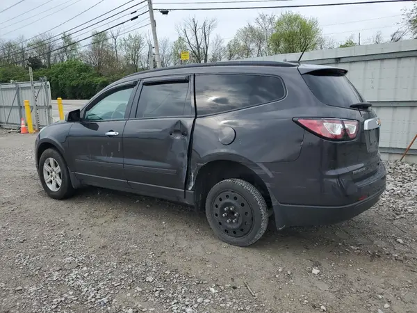 1GNKRFKD4HJ153530 2017 CHEVROLET TRAVERSE - Image 2