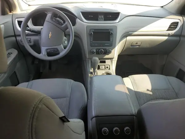 1GNKRFKD4HJ219770 2017 CHEVROLET TRAVERSE - Image 8