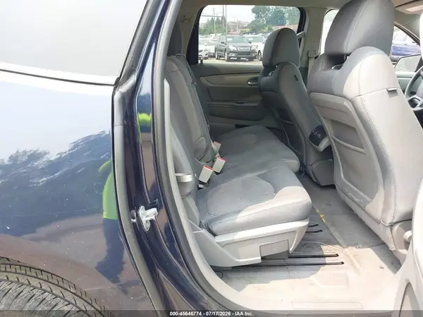 1GNKRFKD4HJ242241 2017 CHEVROLET TRAVERSE - Image 8