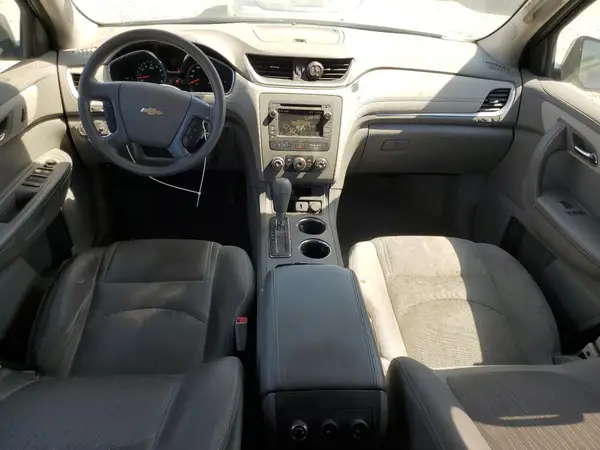 1GNKRFKD4HJ248153 2017 CHEVROLET TRAVERSE - Image 8