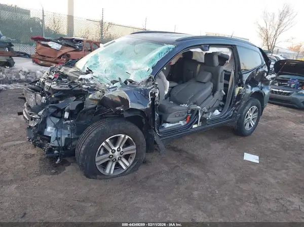 1GNKRFKD4HJ316578 2017 CHEVROLET TRAVERSE - Image 2