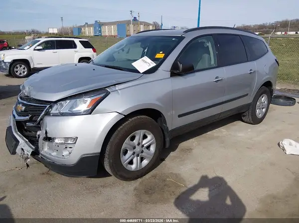 1GNKRFKD4HJ317665 2017 CHEVROLET TRAVERSE - Image 2