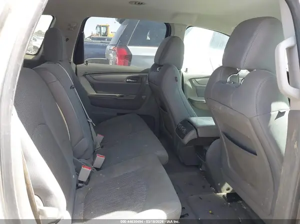 1GNKRFKD4HJ344056 2017 CHEVROLET TRAVERSE - Image 8
