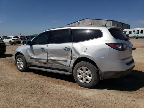 1GNKRFKD5GJ257975 2016 CHEVROLET TRAVERSE - Image 2