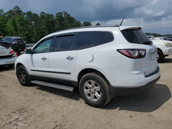 1GNKRFKD5GJ267762 2016 CHEVROLET TRAVERSE - Image 2