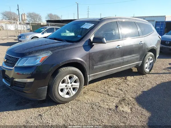 1GNKRFKD5GJ284111 2016 CHEVROLET TRAVERSE - Image 2