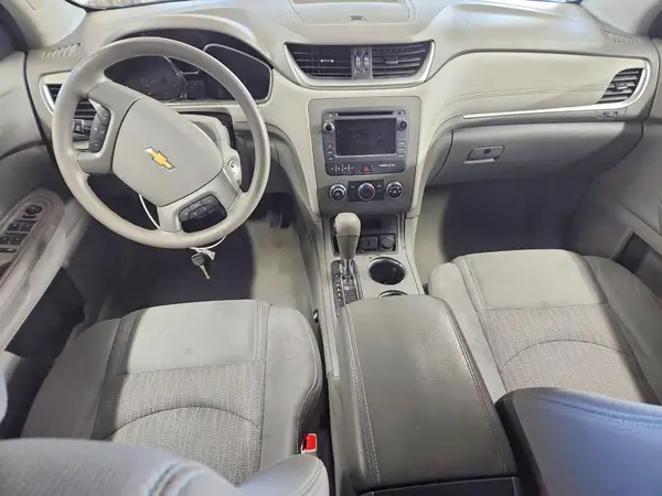 1GNKRFKD5HJ115157 2017 CHEVROLET TRAVERSE - Image 8