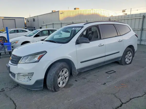 1GNKRFKD5HJ165573 2017 CHEVROLET TRAVERSE - Image 1