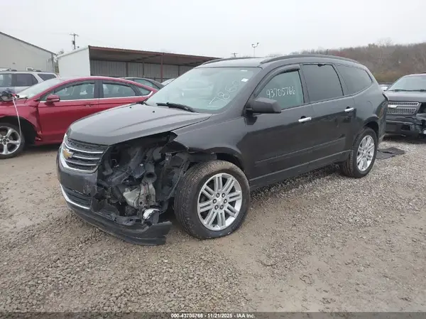 1GNKRFKD5HJ178601 2017 CHEVROLET TRAVERSE - Image 2