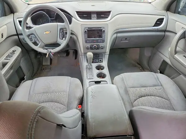 1GNKRFKD5HJ197410 2017 CHEVROLET TRAVERSE - Image 8
