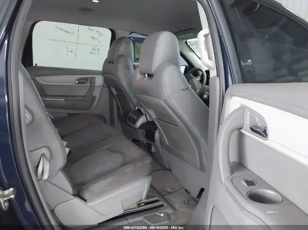 1GNKRFKD5HJ246444 2017 CHEVROLET TRAVERSE - Image 8