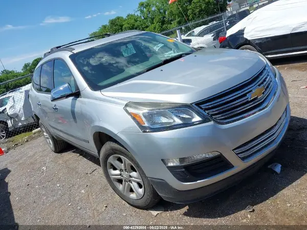 1GNKRFKD5HJ247271 2017 CHEVROLET TRAVERSE - Image 1