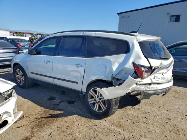 1GNKRFKD5HJ314273 2017 CHEVROLET TRAVERSE - Image 2