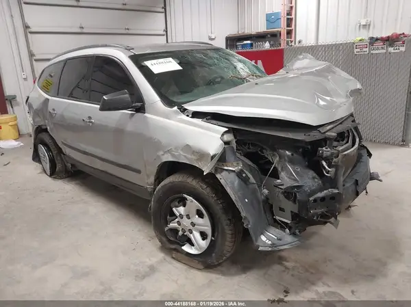1GNKRFKD6HJ103504 2017 CHEVROLET TRAVERSE - Image 1
