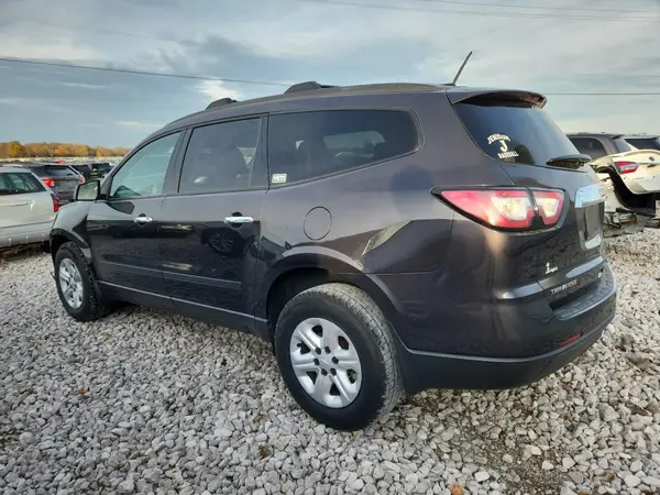 1GNKRFKD6HJ188473 2017 CHEVROLET TRAVERSE - Image 2