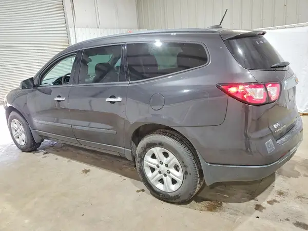 1GNKRFKD6HJ306408 2017 CHEVROLET TRAVERSE - Image 2