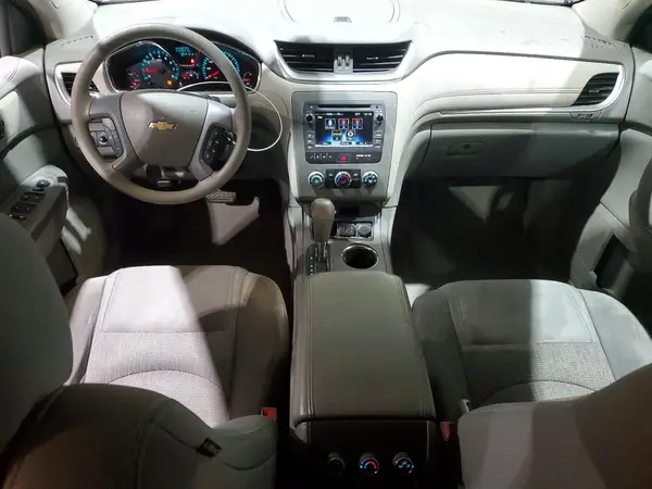 1GNKRFKD6HJ306408 2017 CHEVROLET TRAVERSE - Image 8