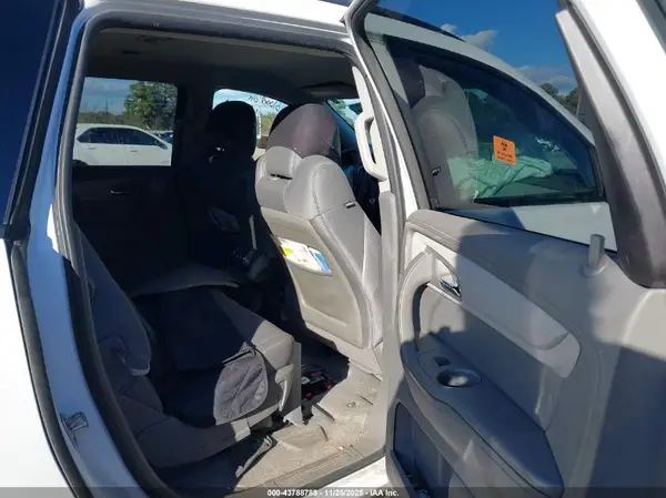 1GNKRFKD6HJ308546 2017 CHEVROLET TRAVERSE - Image 8