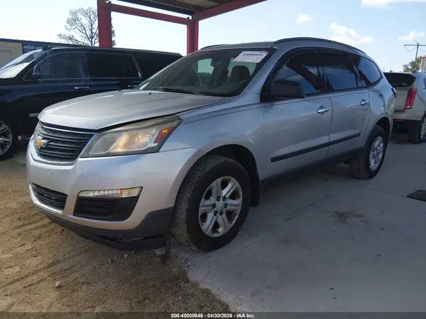 1GNKRFKD7GJ206963 2016 CHEVROLET TRAVERSE - Image 2