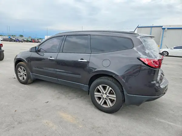 1GNKRFKD7HJ172427 2017 CHEVROLET TRAVERSE - Image 2