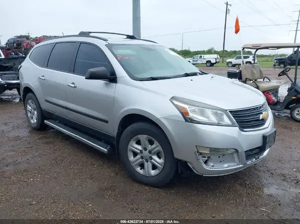 1GNKRFKD7HJ218189 2017 CHEVROLET TRAVERSE - Image 1