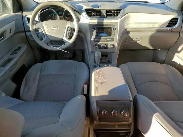 1GNKRFKD7HJ294267 2017 CHEVROLET TRAVERSE - Image 8