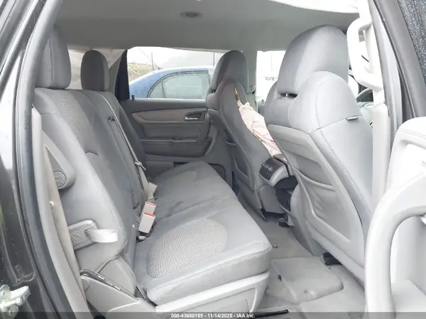 1GNKRFKD7HJ318678 2017 CHEVROLET TRAVERSE - Image 8