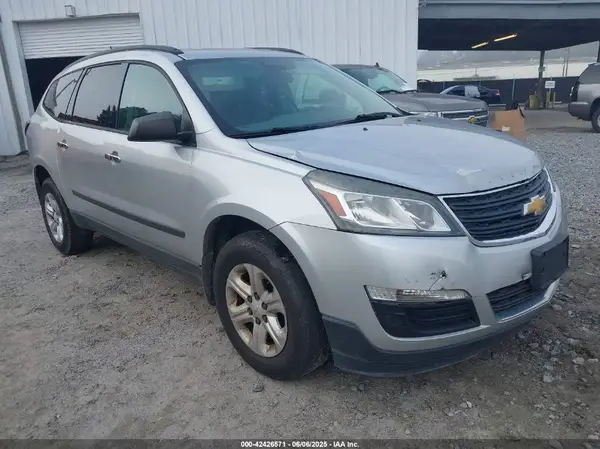 1GNKRFKD8GJ343572 2016 CHEVROLET TRAVERSE - Image 1