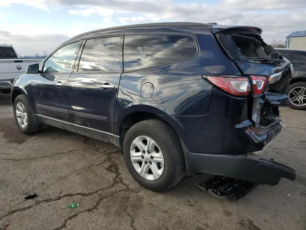 1GNKRFKD8HJ110065 2017 CHEVROLET TRAVERSE - Image 2